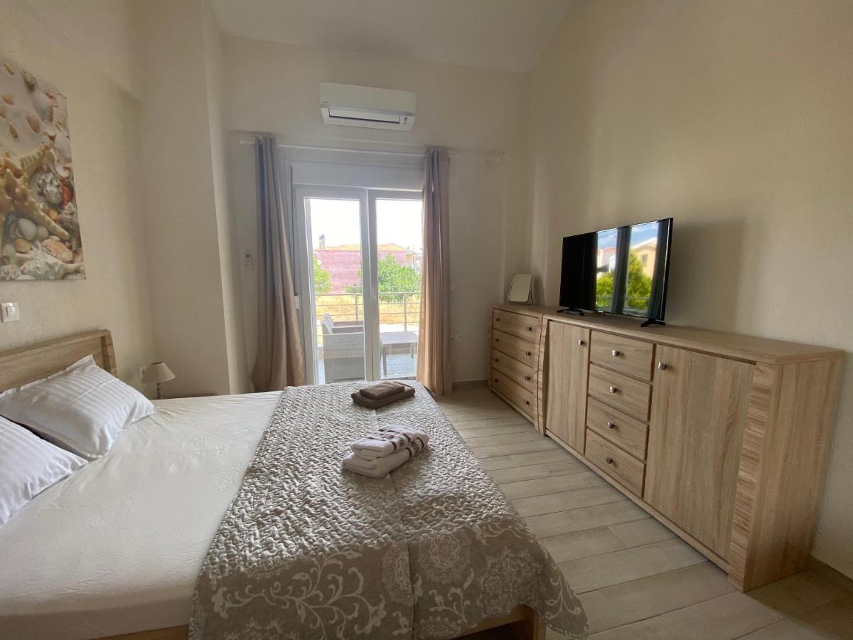 Villa Emerald Luxury Living Nikiti  Luaran gambar
