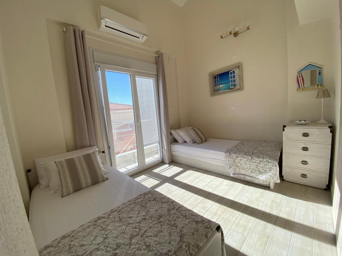 Villa Emerald Luxury Living Nikiti  Luaran gambar