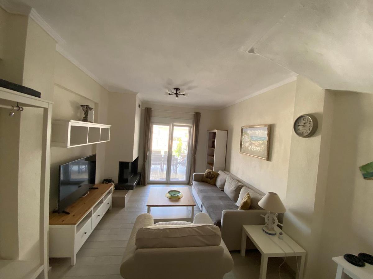 Villa Emerald Luxury Living Nikiti  Luaran gambar